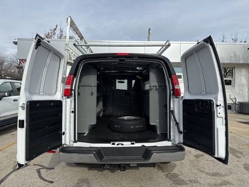 New 2025 Chevrolet Express 2500 w/ Driver Convenience Package image 10