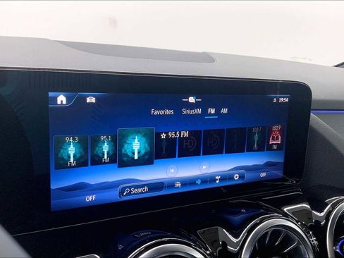 Used 2026 Mercedes-Benz GLA 250 image 24