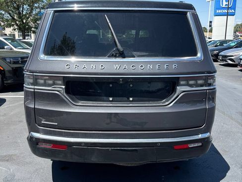 Used 2023 Jeep Grand Wagoneer 4WD w/ Convenience Group III image 5