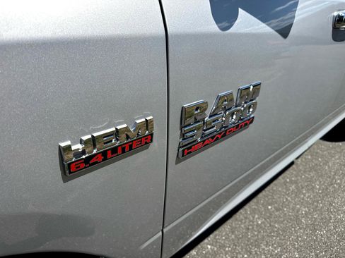 Used 2017 RAM 3500 Big Horn image 25