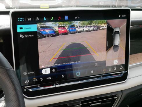 Certified 2025 Volkswagen Tiguan SEL R-Line AWD/4WD image 30