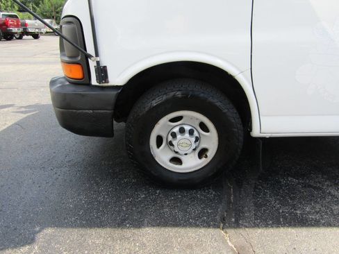 Used 2006 Chevrolet Express 3500 w/ School Bus Package image 4