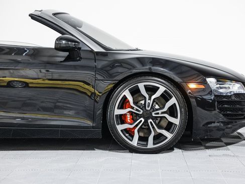 Used 2011 Audi R8 V8 image 4