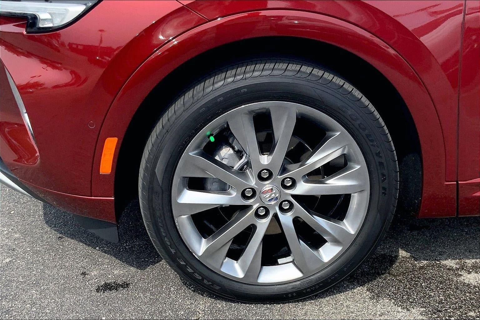 Used 2023 Buick Envision Avenir AWD/4WD image 9