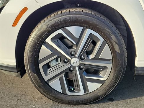 Used 2022 Hyundai Kona SEL w/ Convenience Package image 25