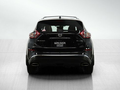 Used 2017 Nissan Murano SL image 5