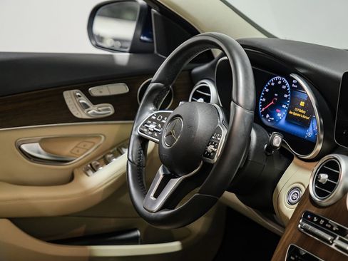 Used 2021 Mercedes-Benz C 300 4MATIC Sedan image 12