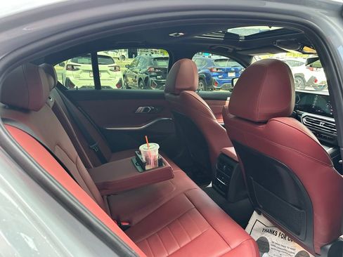 Used 2023 BMW M340i xDrive image 9