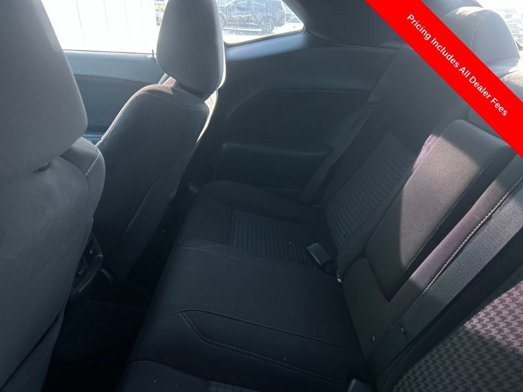 Used 2020 Dodge Challenger SXT RWD image 8