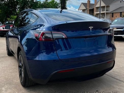 Used 2025 Tesla Model Y Long Range RWD image 9