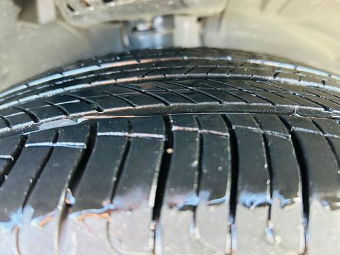 Used 2025 Chevrolet Trax LT image 37