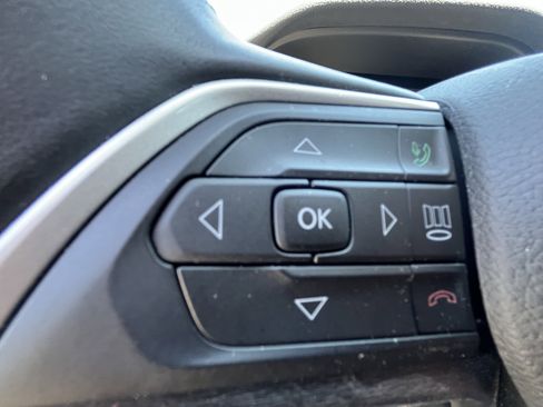 Used 2022 Jeep Grand Cherokee L Limited RWD image 20