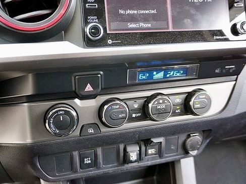 Used 2022 Toyota Tacoma SR5 image 26