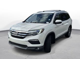 Used 2017 Honda Pilot Elite video 2