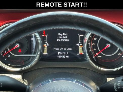 Used 2020 Jeep Wrangler Unlimited Rubicon AWD/4WD image 3