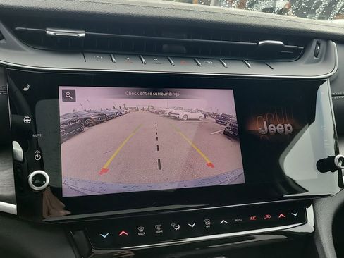 New 2026 Jeep Grand Cherokee Limited AWD/4WD image 28