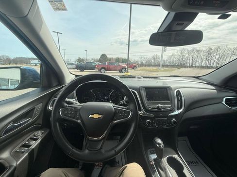 Used 2020 Chevrolet Equinox LT image 12