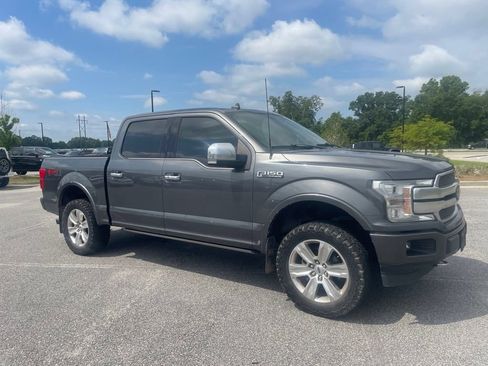 Used 2020 Ford F150 Platinum w/ Equipment Group 701A Luxury AWD/4WD image 3