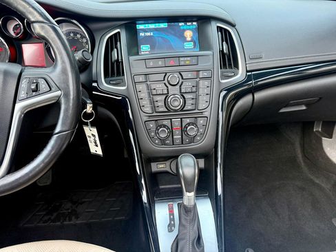 Used 2018 Buick Cascada Premium FWD image 40