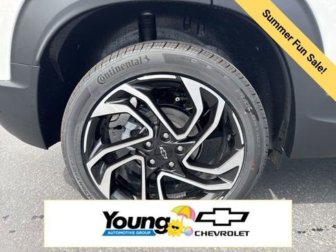 New 2026 Chevrolet TrailBlazer RS w/ Convenience Package AWD/4WD image 9