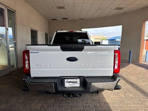 Used 2024 Ford F250 XLT w/ FX4 Off-Road Package AWD/4WD image 3