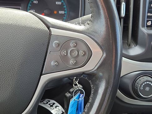 Used 2022 Chevrolet Colorado LT w/ Fleet Safety Package image 20