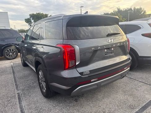Used 2025 Hyundai Palisade SEL FWD image 3