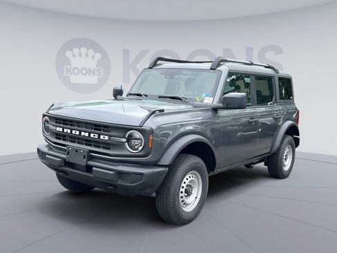 New 2025 Ford Bronco 4-Door AWD/4WD image 1
