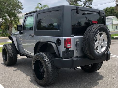 Used 2015 Jeep Wrangler Sport w/ Quick Order Package 24S AWD/4WD image 5