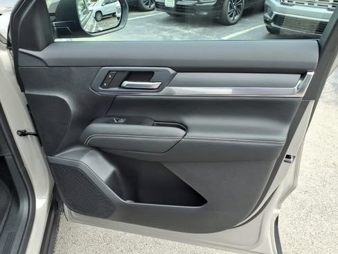 New 2027 GMC Terrain Elevation w/ Elevation Premium Package AWD/4WD image 25