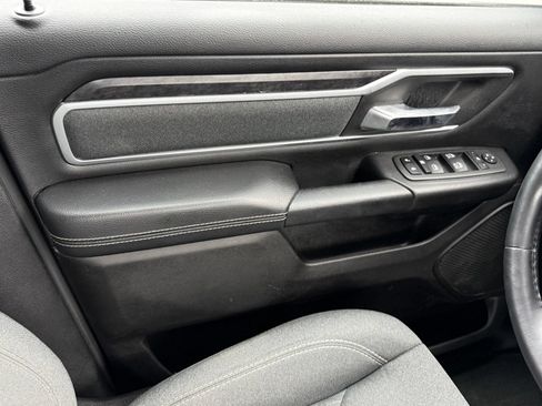 Used 2022 RAM 1500 Big Horn AWD/4WD image 33