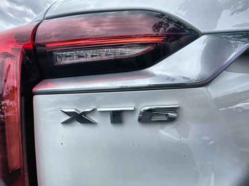 Used 2021 Cadillac XT6 Premium Luxury FWD image 32