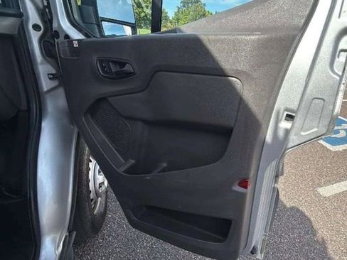 Used 2020 Ford Transit 250 Low Roof AWD image 16