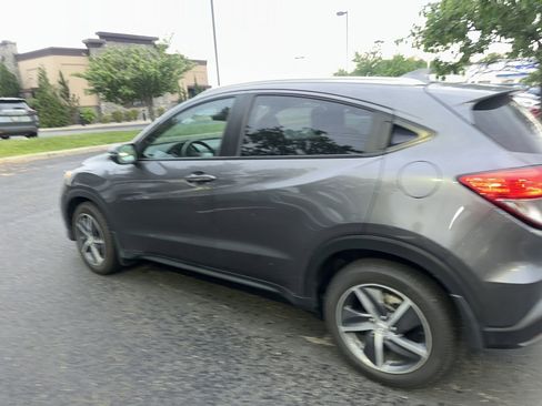 Used 2021 Honda HR-V EX-L image 15