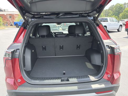 New 2026 Chevrolet Equinox LT w/ Convenience Package II AWD/4WD image 18