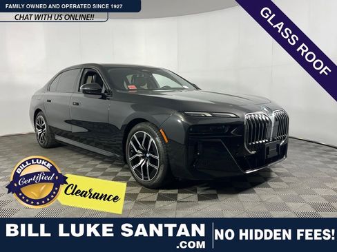 Used 2025 BMW 740i RWD image 1