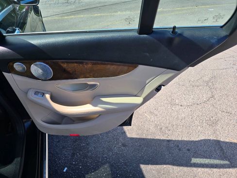 Used 2015 Mercedes-Benz C 300 4MATIC Sedan image 27