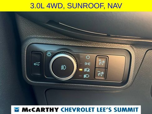 Used 2025 Ford Explorer ST w/ Sun And Sound Package AWD/4WD image 12