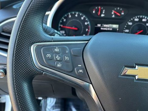 Used 2024 Chevrolet Malibu LT image 22