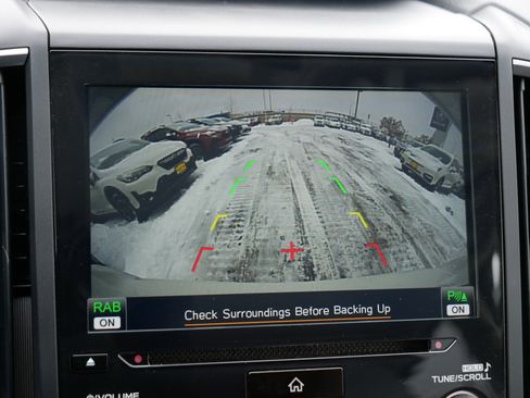 Used 2023 Subaru Crosstrek 2.5i Limited w/ Moonroof Package image 27