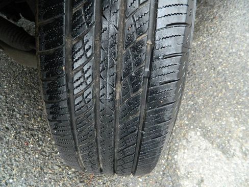 Used 2004 Ford Explorer Sport XLS image 26