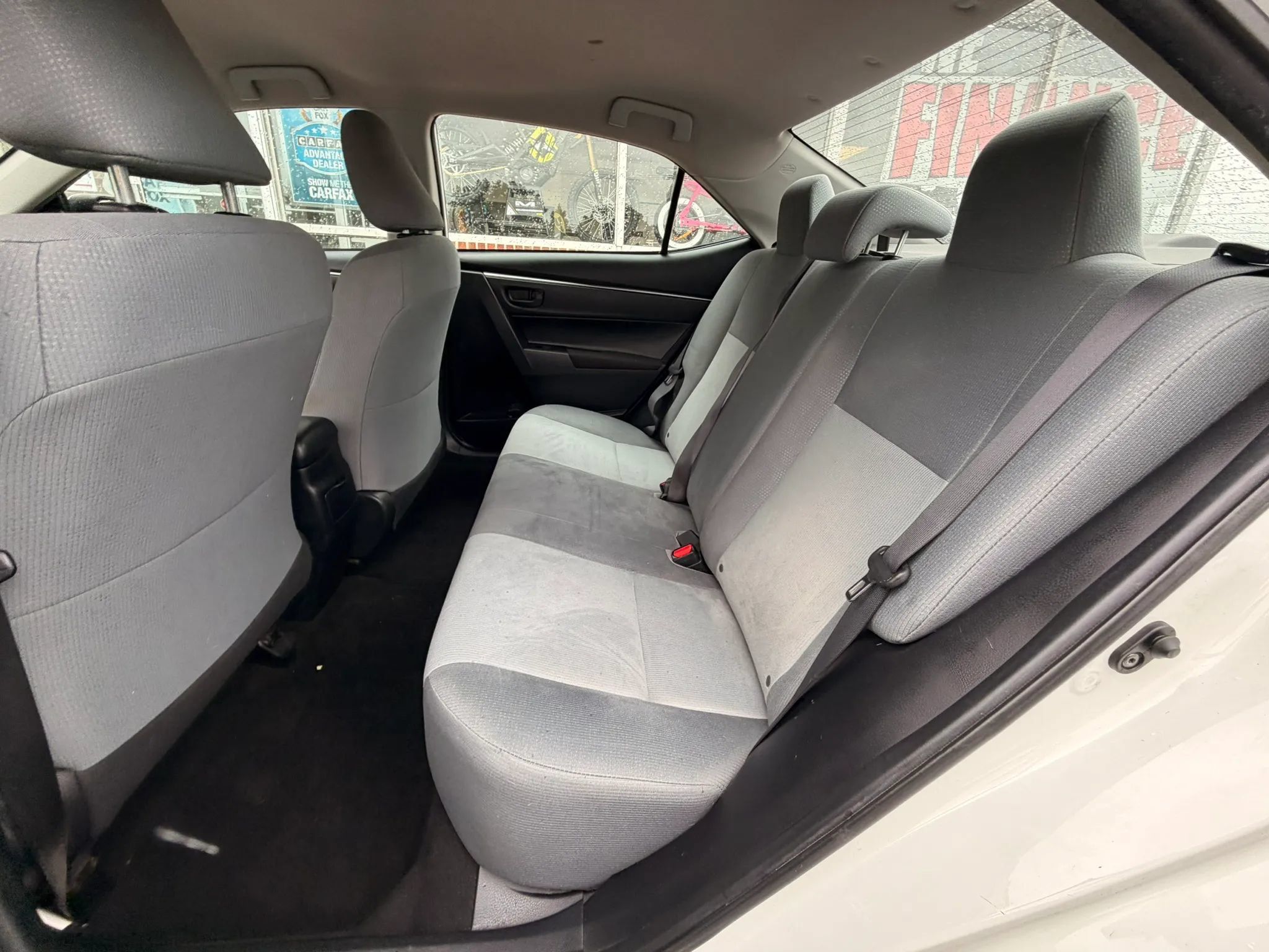 Used 2016 Toyota Corolla L FWD image 5
