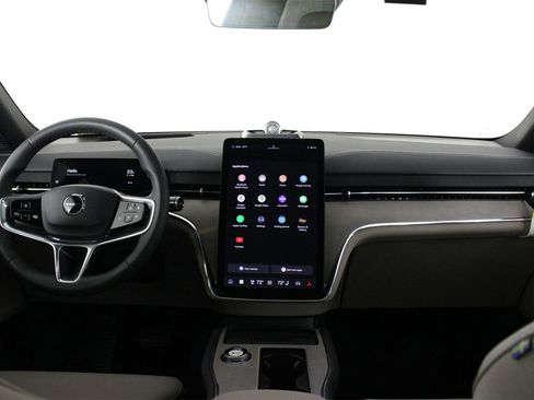 New 2025 Volvo EX90 Ultra image 5