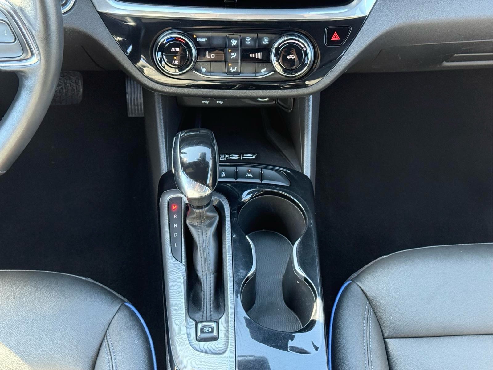 Used 2024 Buick Envista Sport Touring w/ Convenience I Package FWD image 21