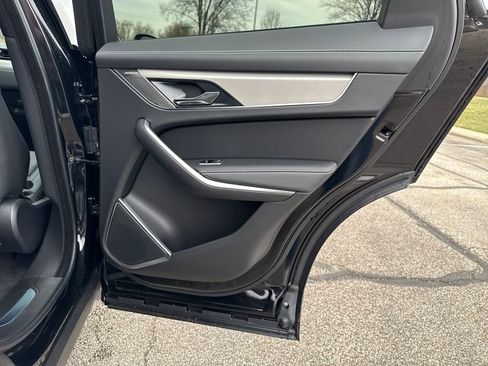 New 2026 Jaguar F-PACE R-Dynamic S image 18