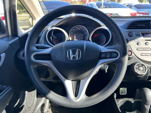 Used 2012 Honda Fit image 10