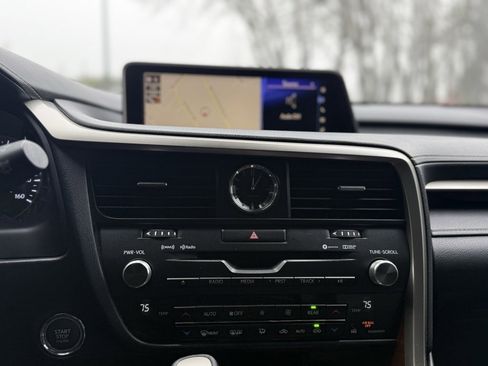 Used 2018 Lexus RX 350L AWD image 32