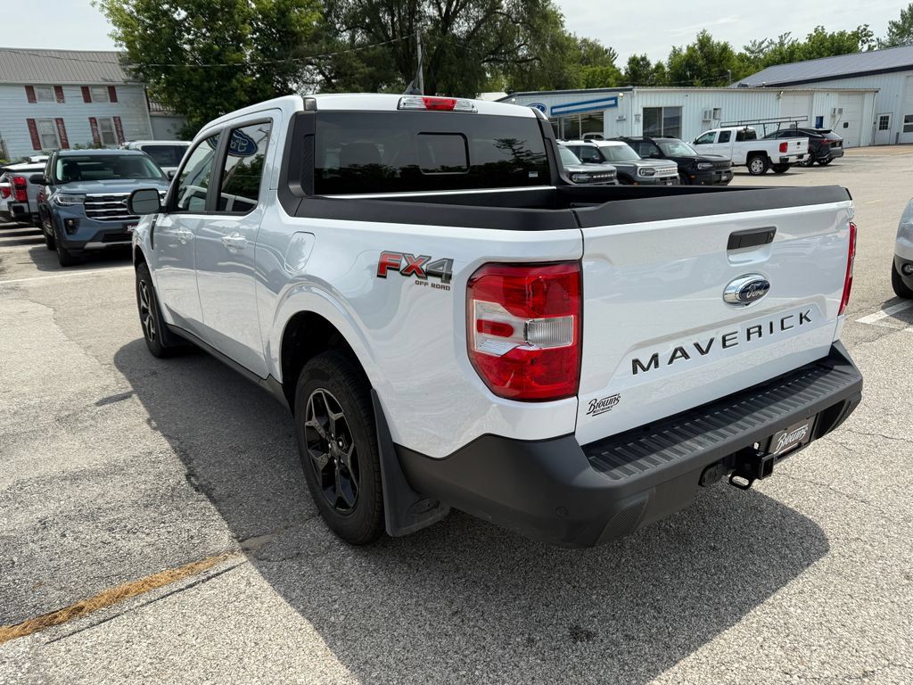 Used 2024 Ford Maverick Lariat w/ FX4 Off-Road Package AWD/4WD image 7