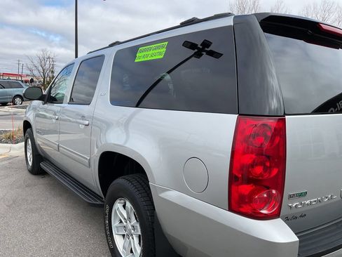 Used 2011 GMC Yukon XL SLT image 5
