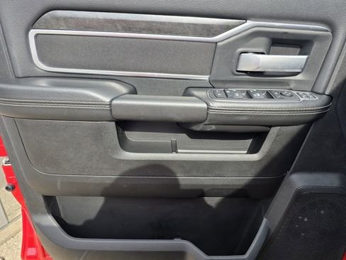 Used 2024 RAM 2500 Big Horn w/ Bed Utility Group image 21